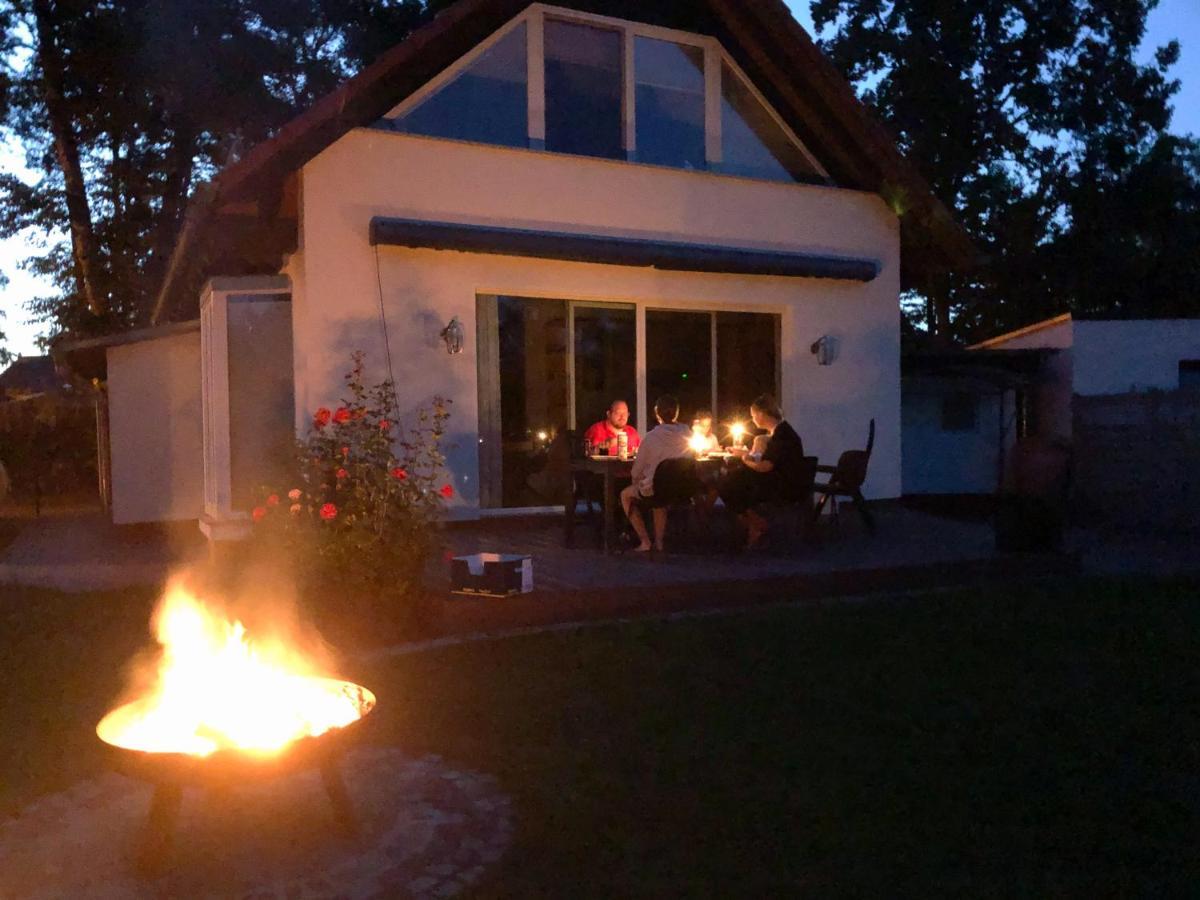 Ferienhaus Direkt An Der Spree Mit Whirlpool Und Sauna Berlin Dış mekan fotoğraf
